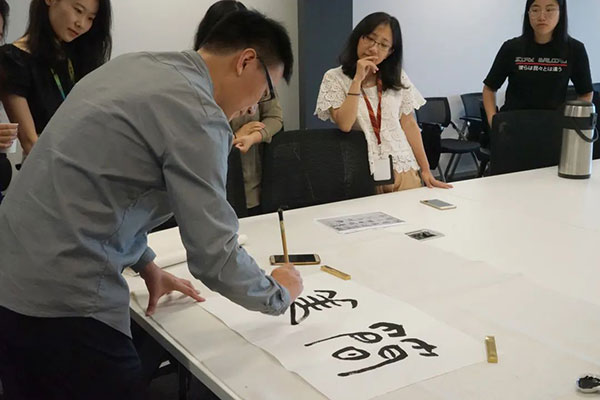 1737787652198332.jpg 79904e4aac2ee8ba29b5d47446a47bbc.jpg